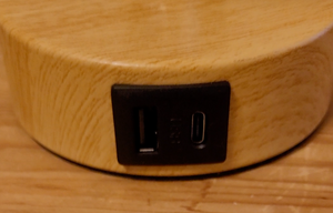 A close-up of the USB and USBc ports on the base.